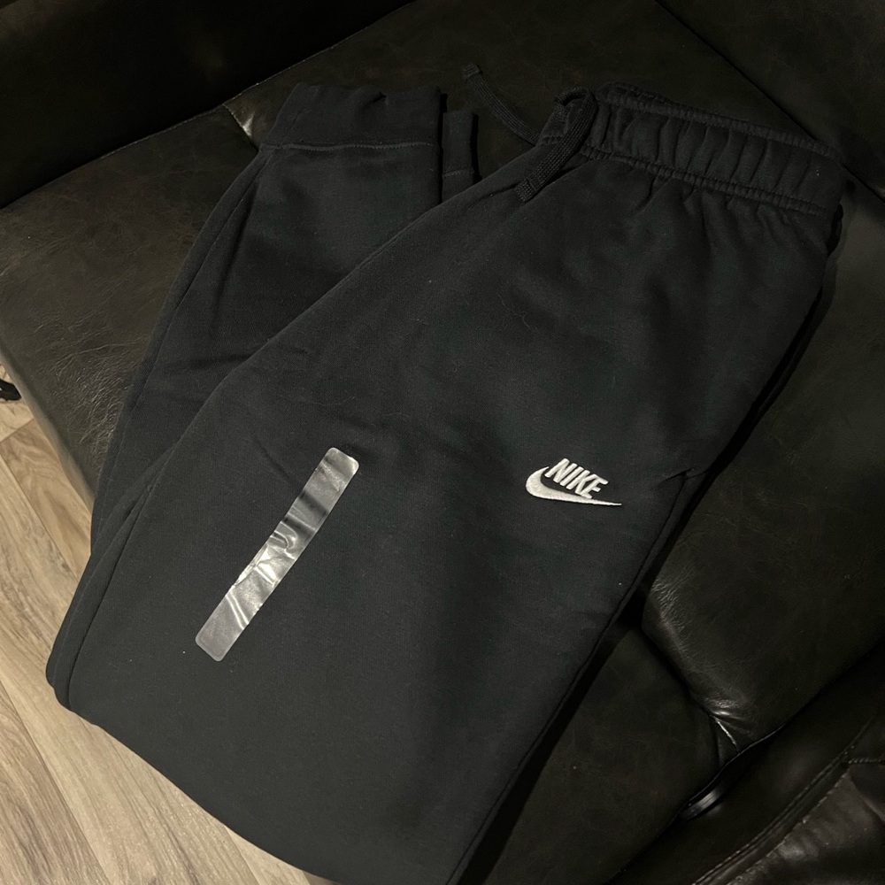 BNWT Nike sweat pants
